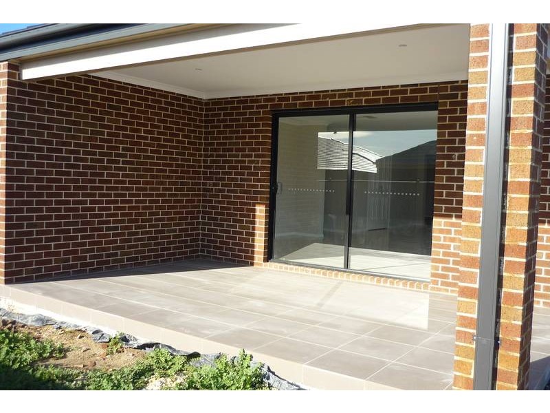 LOT 3018 Retreat Avenue, Cranbourne North VIC 3977