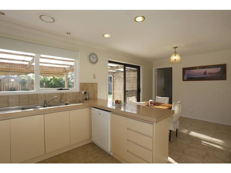 35 Bosco Close, Narre Warren VIC 3805