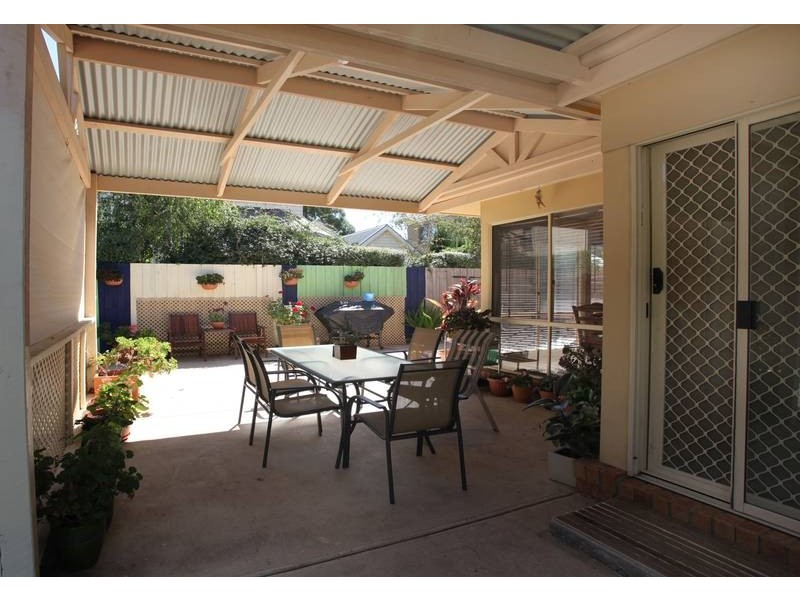 22 Allardice Parade, Berwick VIC 3806