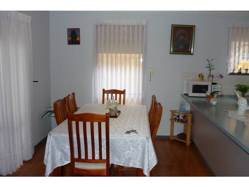 1/13 Wallowa Crescent, Narre Warren VIC 3805