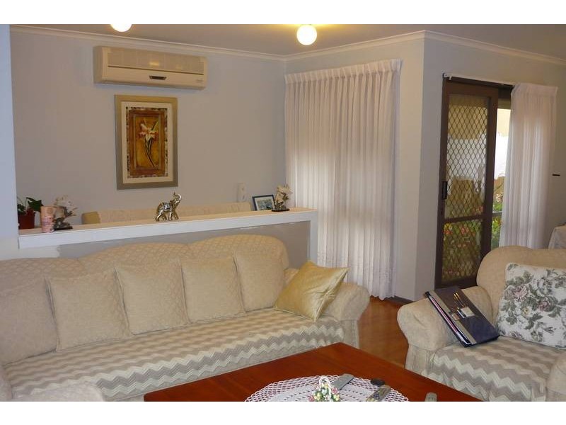 1/13 Wallowa Crescent, Narre Warren VIC 3805