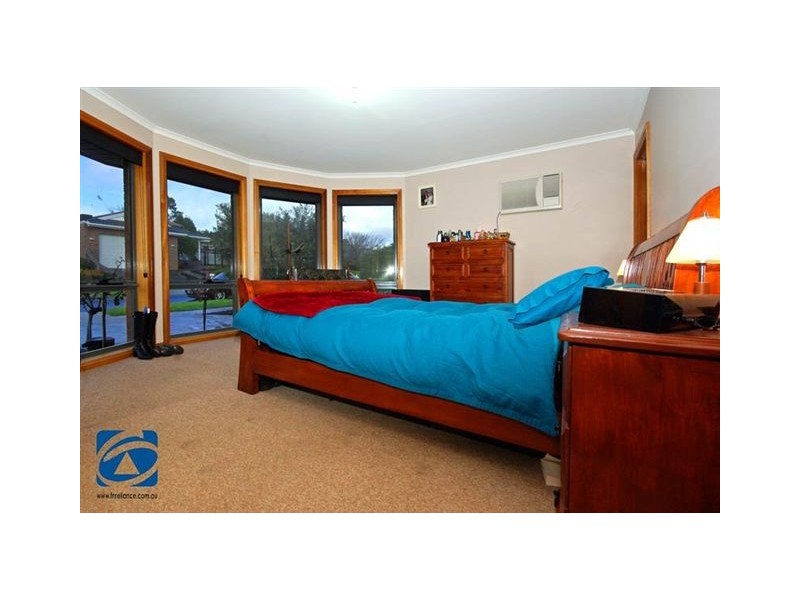 41 Archibald Avenue, Narre Warren VIC 3805