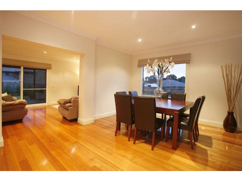 5 Garden View Court, Narre Warren North VIC 3804