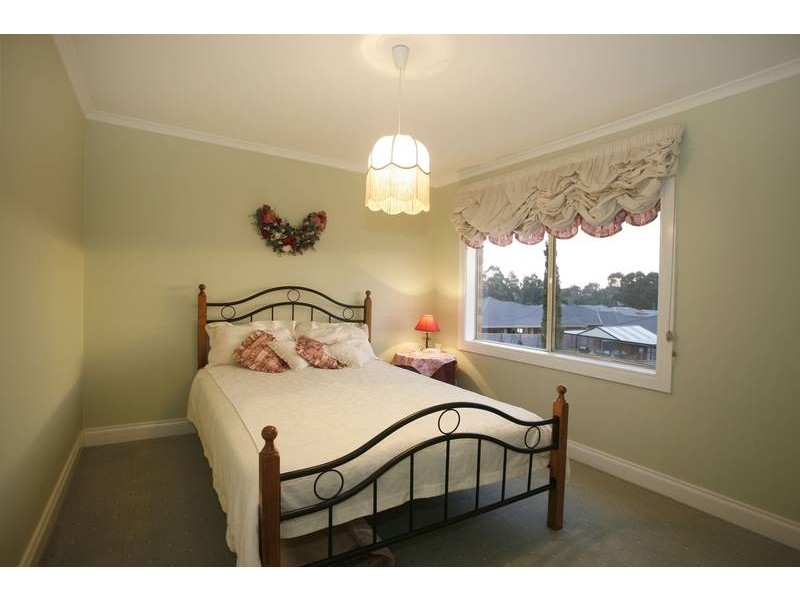 5 Garden View Court, Narre Warren North VIC 3804