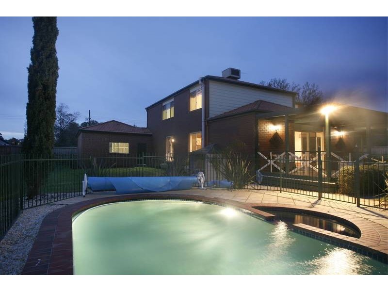 5 Garden View Court, Narre Warren North VIC 3804