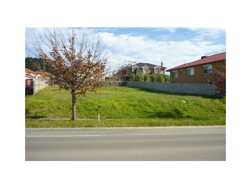 Lot 186, 77 Berwick Springs Promenade, Narre Warren South VIC 3805