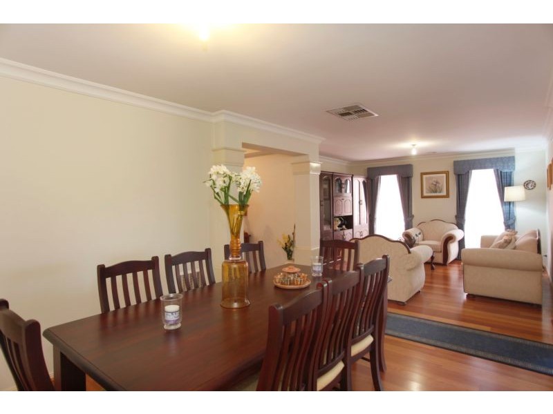 41 Sherwood Road, Narre Warren South VIC 3805