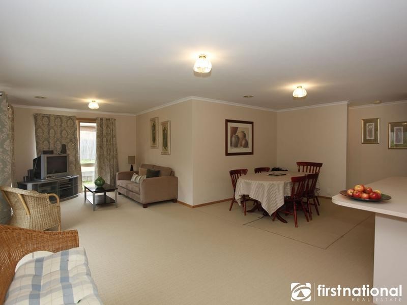 12 Waverley Close, Narre Warren VIC 3805