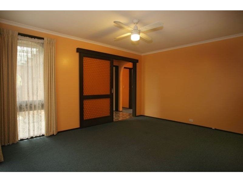 130 Princes Highway, Hallam VIC 3803