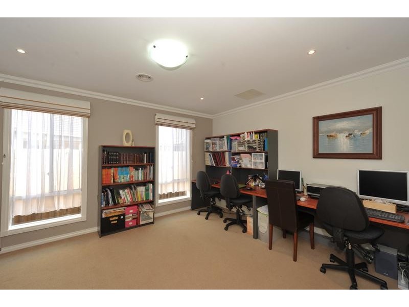 3 Fabriano Place, Narre Warren South VIC 3805