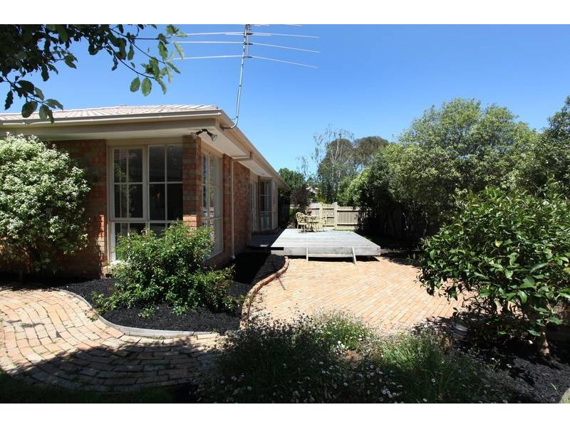 29 Lydia Mary Drive, Berwick VIC 3806