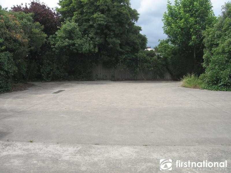 56 Clyde Road, Berwick VIC 3806