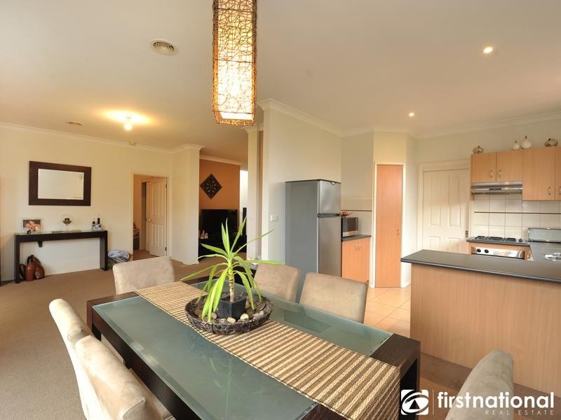4/310 Centre Road, Narre Warren South VIC 3805
