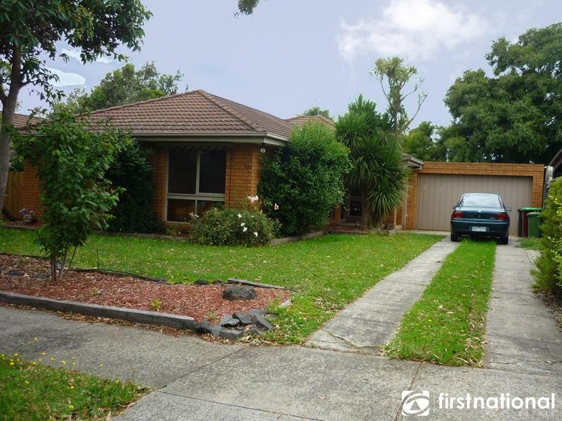 16 Briar Close, Narre Warren VIC 3805