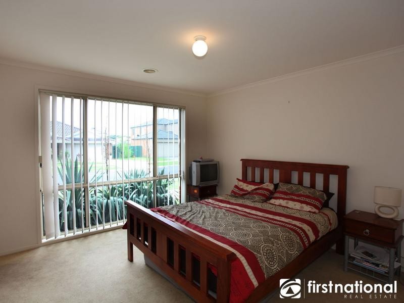 1 Lansbury Drive, Narre Warren South VIC 3805