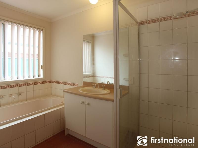 1 Lansbury Drive, Narre Warren South VIC 3805