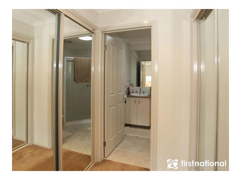 44 Norwegian Way, Narre Warren South VIC 3805