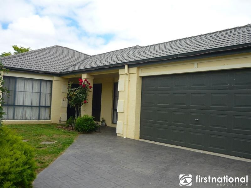 1 Rich Walk, Narre Warren South VIC 3805