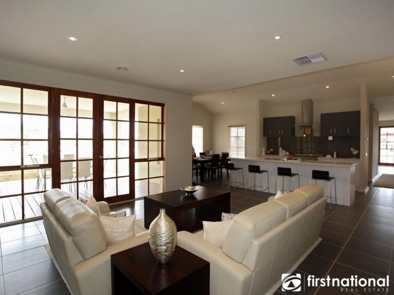 1 Treeview Lane, Narre Warren North VIC 3804