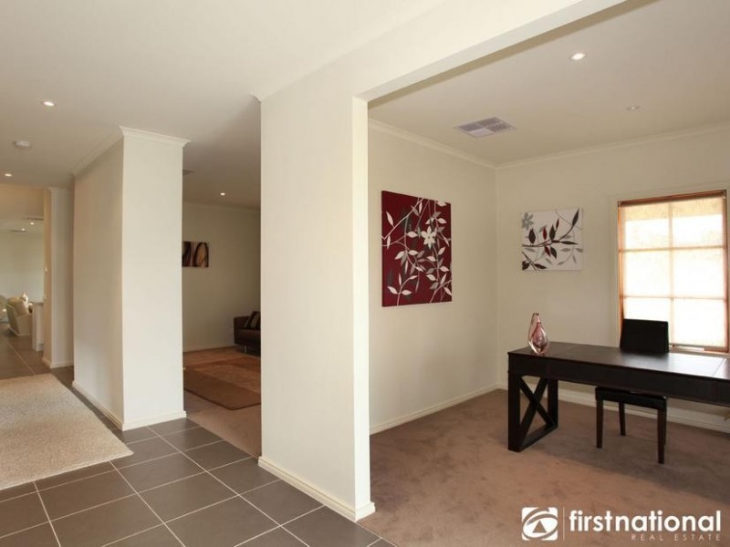 1 Treeview Lane, Narre Warren North VIC 3804