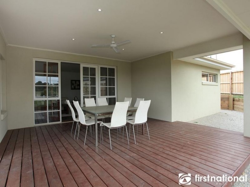 1 Treeview Lane, Narre Warren North VIC 3804