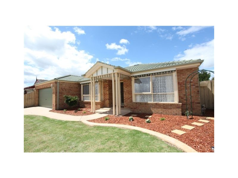 12 Pledger Close, Narre Warren South VIC 3805