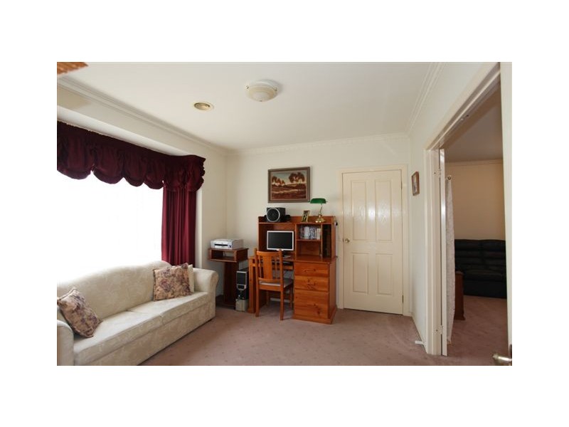 12 Pledger Close, Narre Warren South VIC 3805