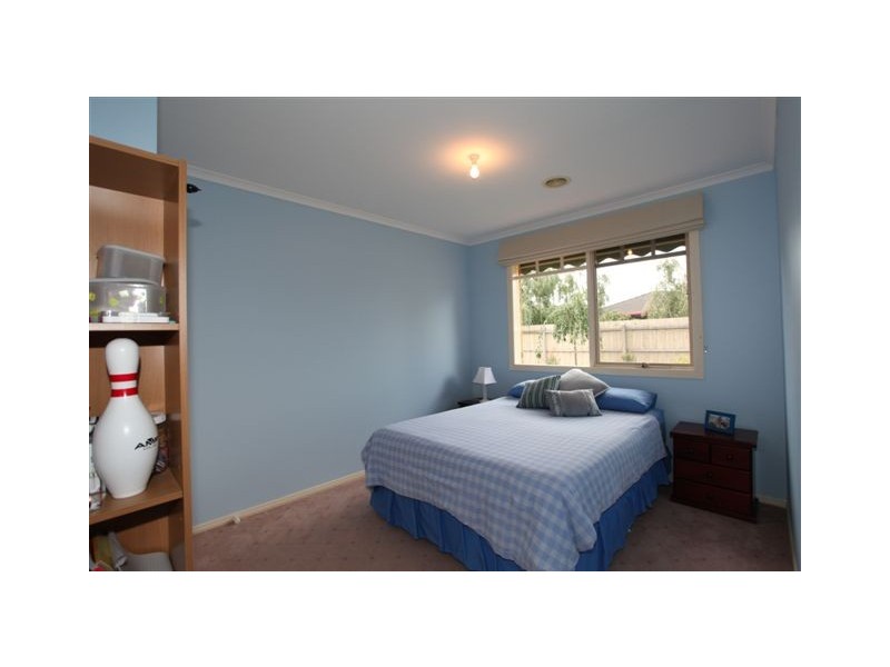 12 Pledger Close, Narre Warren South VIC 3805