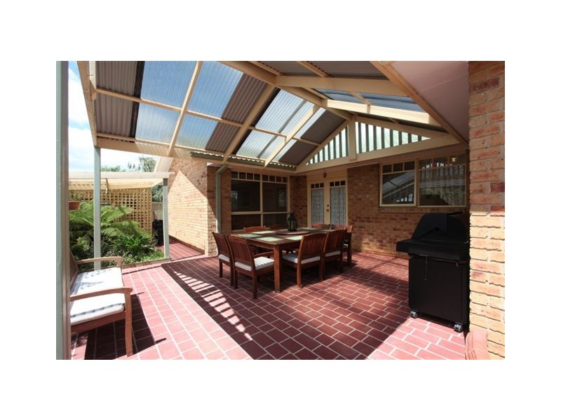 12 Pledger Close, Narre Warren South VIC 3805