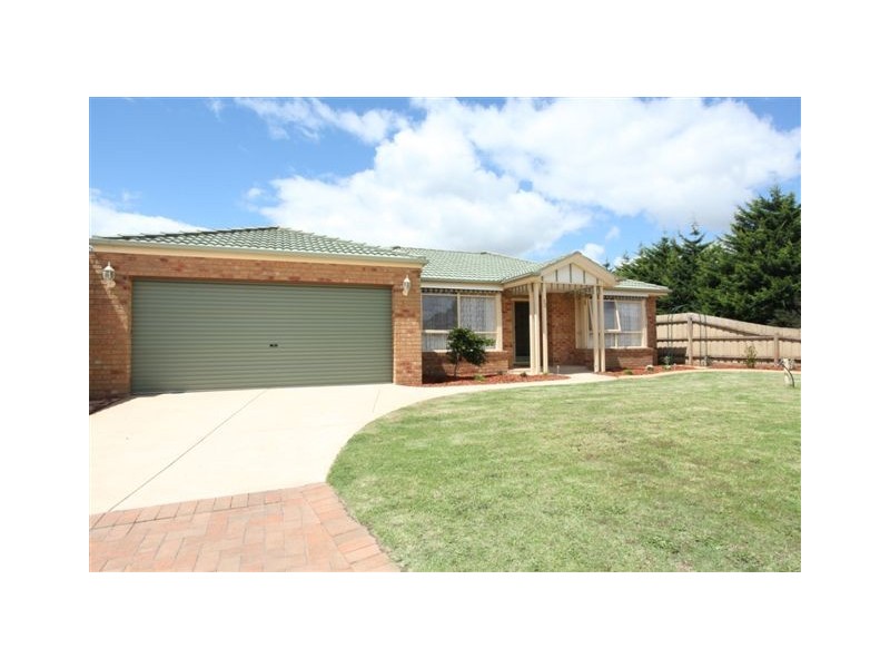 12 Pledger Close, Narre Warren South VIC 3805