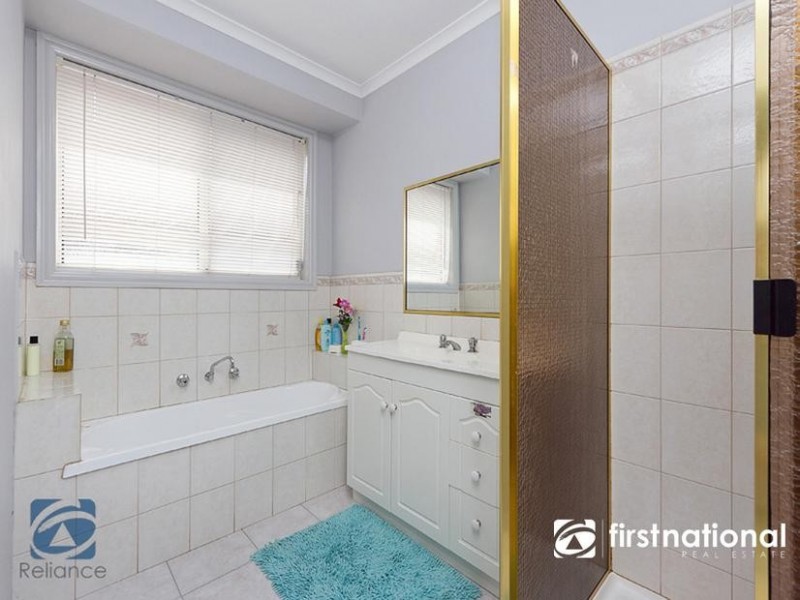 6 Tomasetti Crescent, Narre Warren VIC 3805