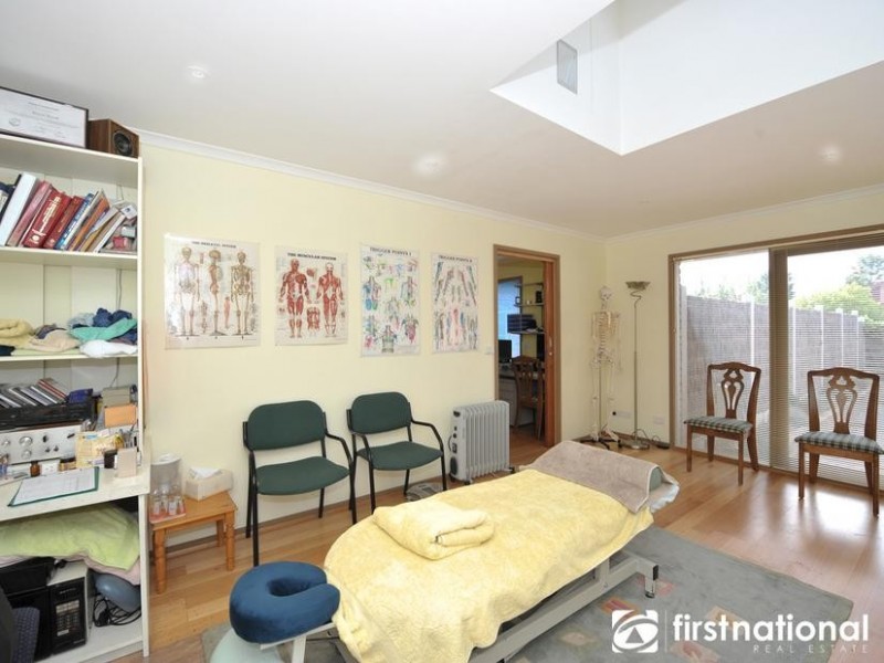 16 Eyebright Square, Hallam VIC 3803