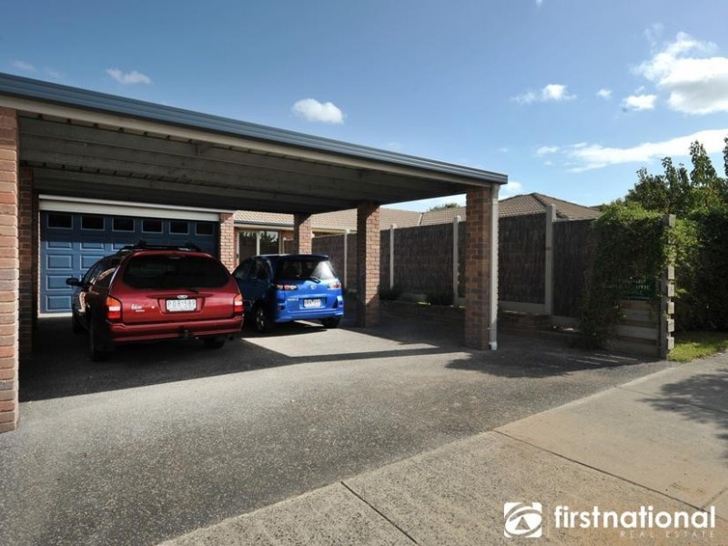 16 Eyebright Square, Hallam VIC 3803