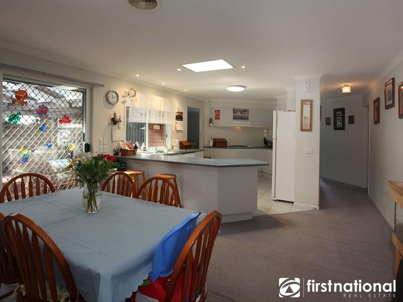 8 Highcliff Court, Narre Warren South VIC 3805