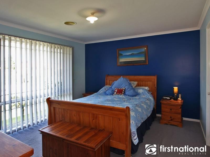 8 Highcliff Court, Narre Warren South VIC 3805