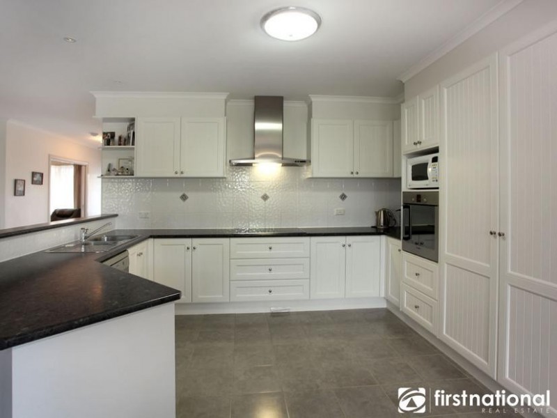 21 Garden View Court, Narre Warren North VIC 3804