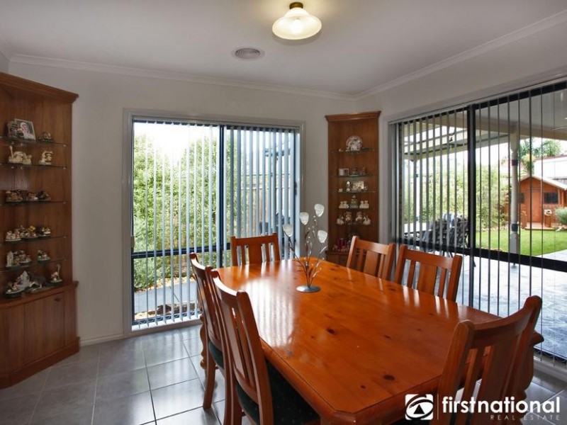 21 Garden View Court, Narre Warren North VIC 3804