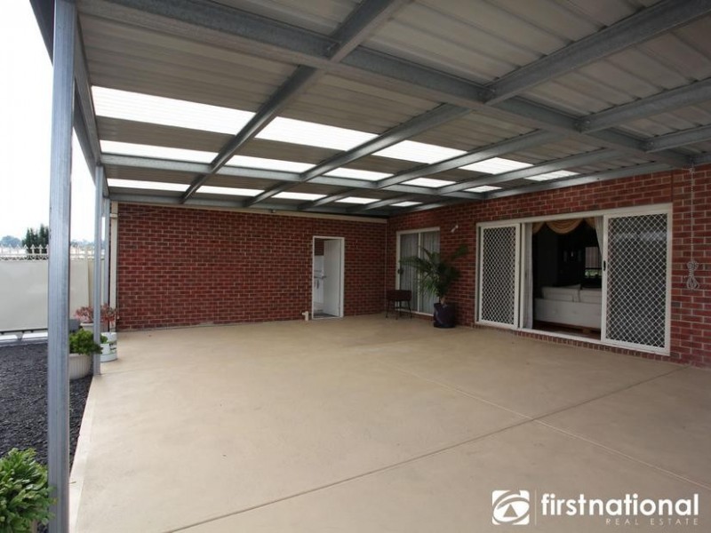 9 Grosvenor Place, Narre Warren North VIC 3804