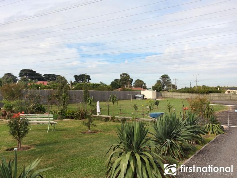 9 Grosvenor Place, Narre Warren North VIC 3804