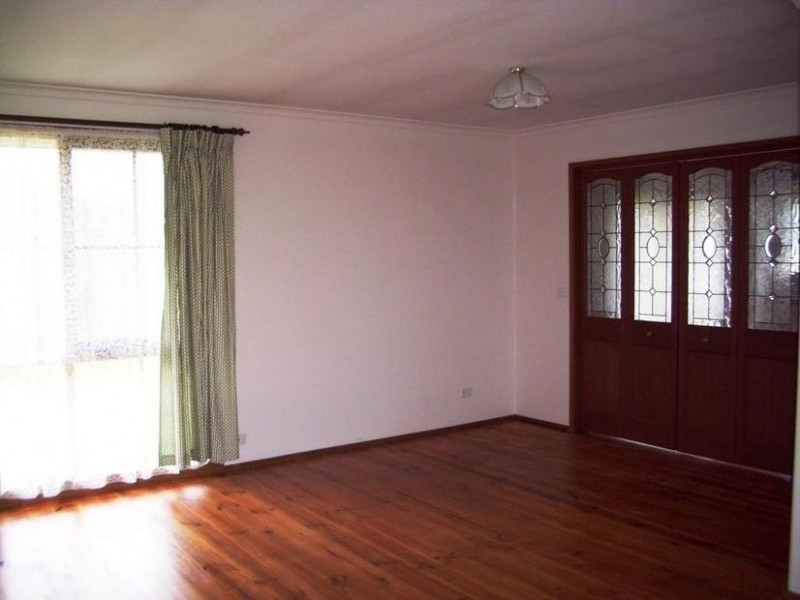 18 Heyington Circle, Narre Warren VIC 3805