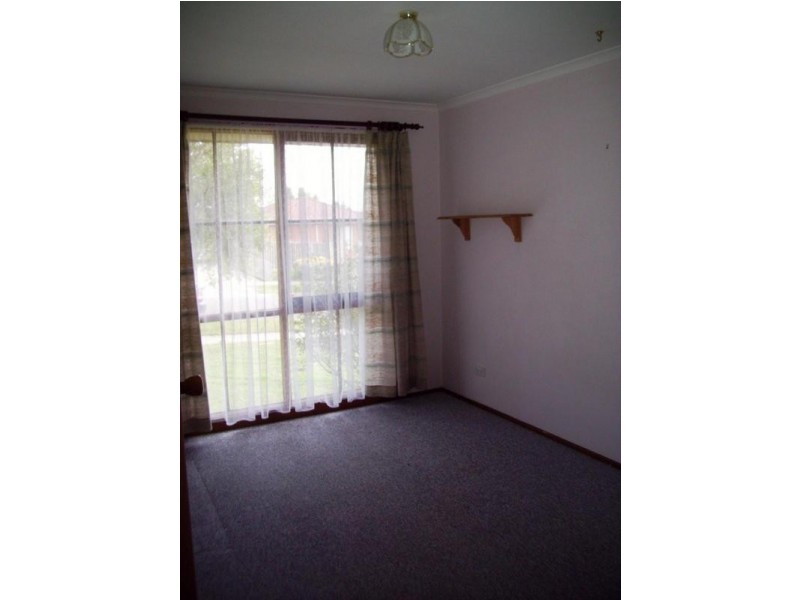 18 Heyington Circle, Narre Warren VIC 3805