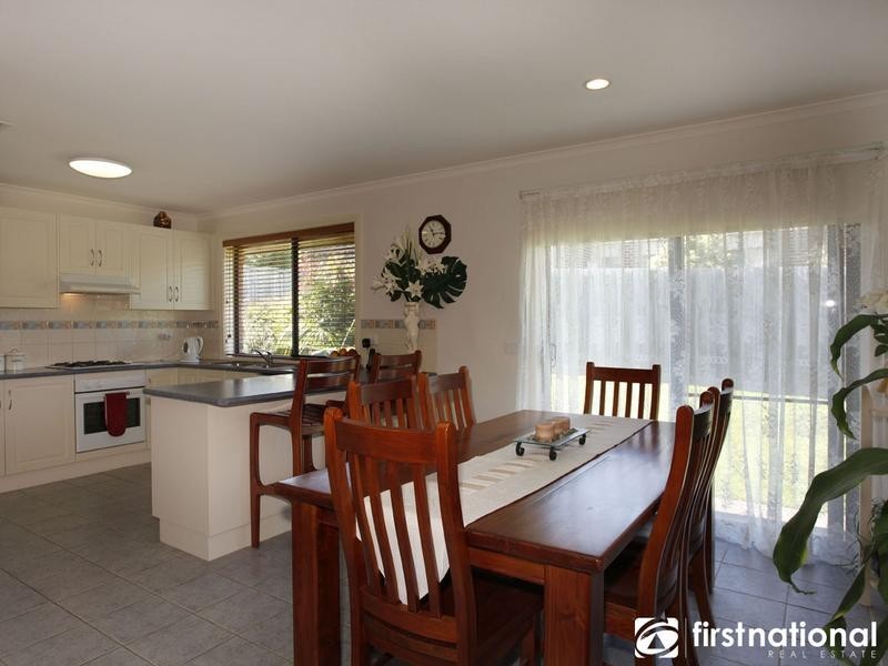 17 Portchester Boulevard, Beaconsfield VIC 3807
