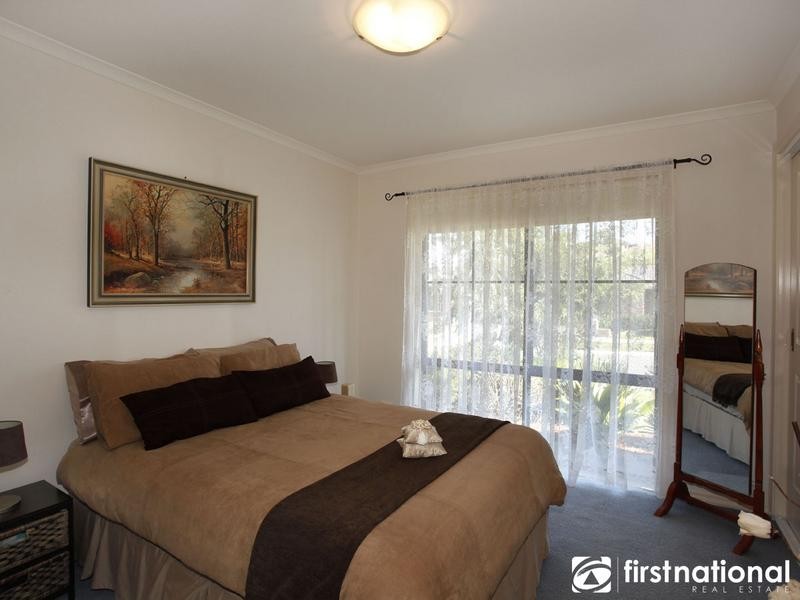 17 Portchester Boulevard, Beaconsfield VIC 3807