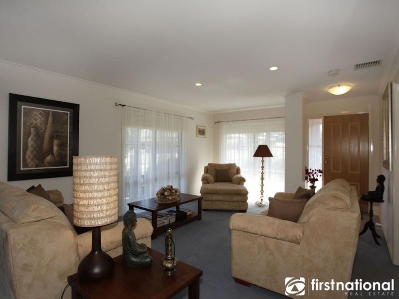 17 Portchester Boulevard, Beaconsfield VIC 3807