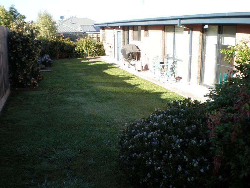 17 Portchester Boulevard, Beaconsfield VIC 3807