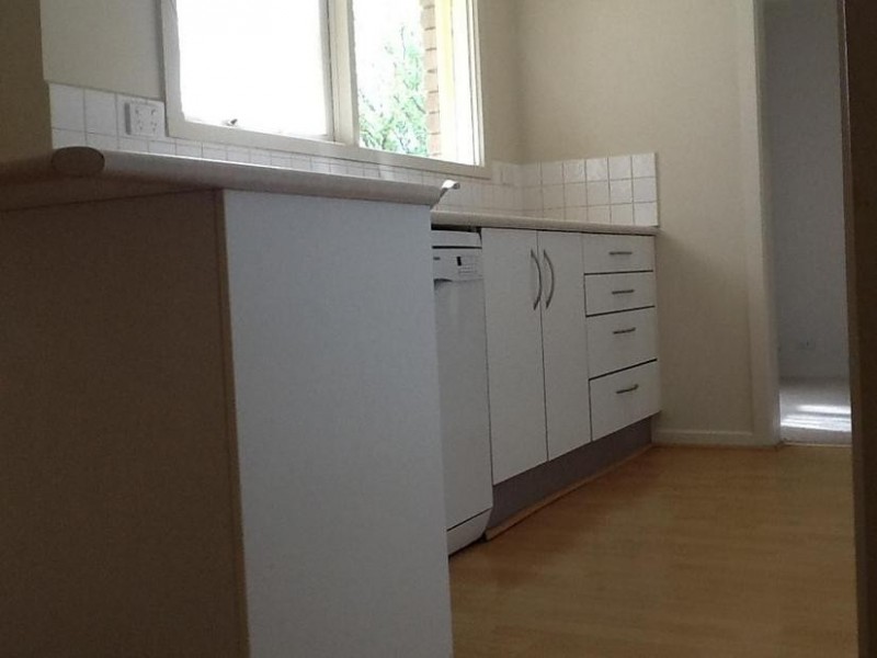 16 Phillip Road, Hallam VIC 3803