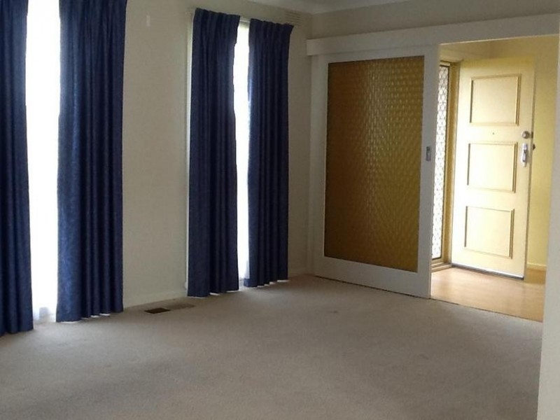 16 Phillip Road, Hallam VIC 3803