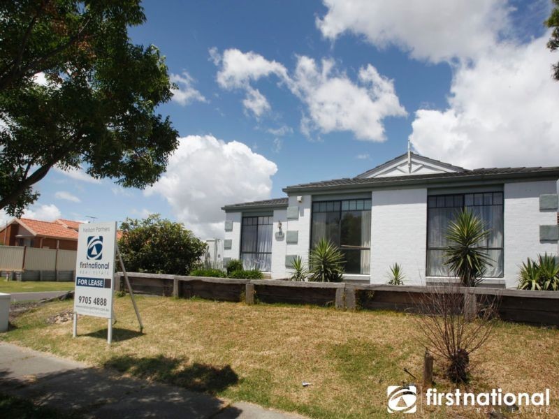 14 Hamilton Drive, Cranbourne VIC 3977