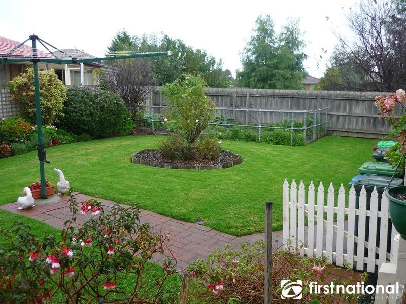 19 Tarcoola Drive, Narre Warren VIC 3805