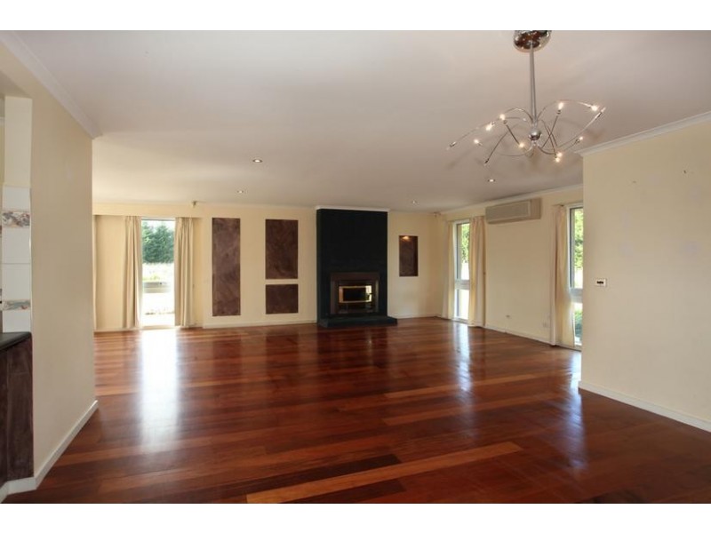 295 Manks Road, Clyde VIC 3978